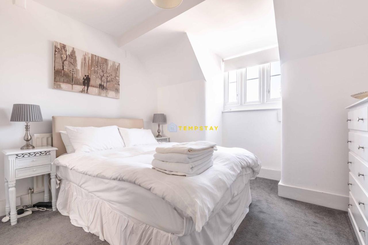 Apartamento High St & Castle On Your Doorstep - A Hidden Gem! *